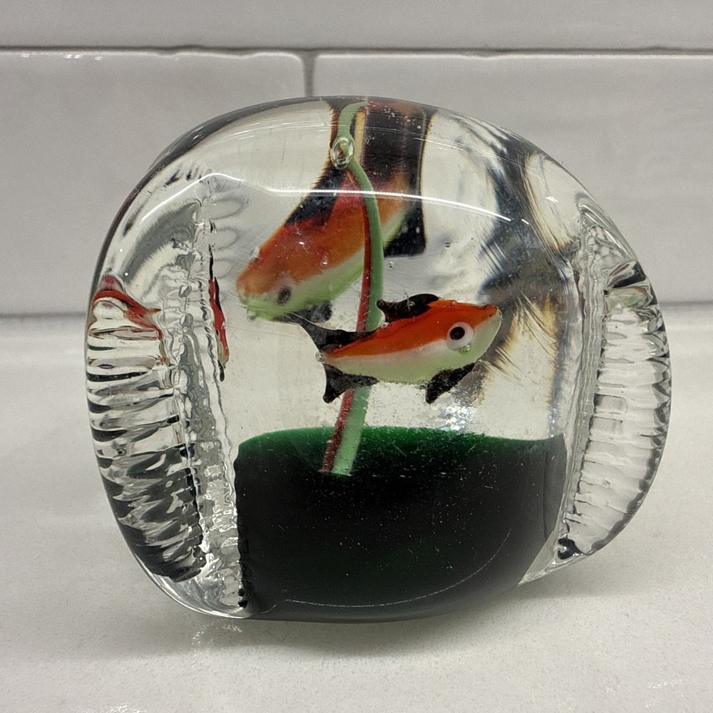 Murano Style Hand Blown Art Glass Aquarium Paperweight 4 Fish Pinched Corners